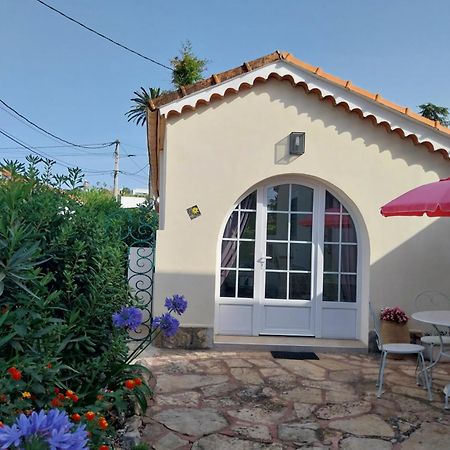 Studio Independant, Front De Mer Et Plage A 200M Antibes Esterno foto